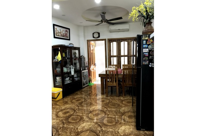 Sát Sân Bay TSN, Biệt Thự Gỗ Gò Vấp 5 Tầng Hầm 56M2, Xe Ben Ngủ Nhà, Ngang Gần 5M, Chỉ 9.8 T.ỷ